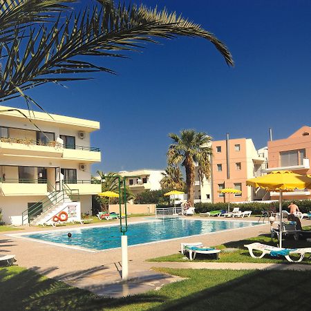 إياليسوس Anita Aparthotel المظهر الخارجي الصورة