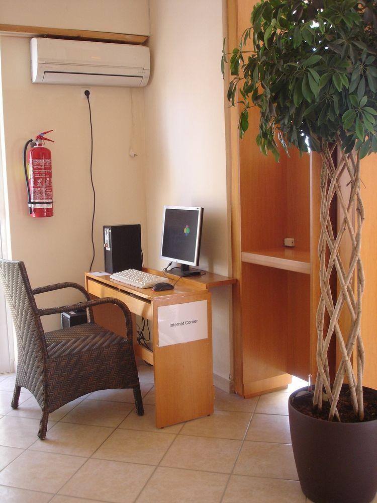 إياليسوس Anita Aparthotel المظهر الخارجي الصورة