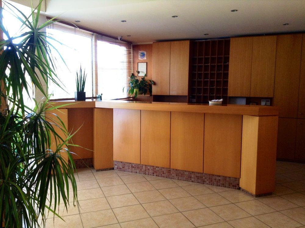 إياليسوس Anita Aparthotel المظهر الخارجي الصورة